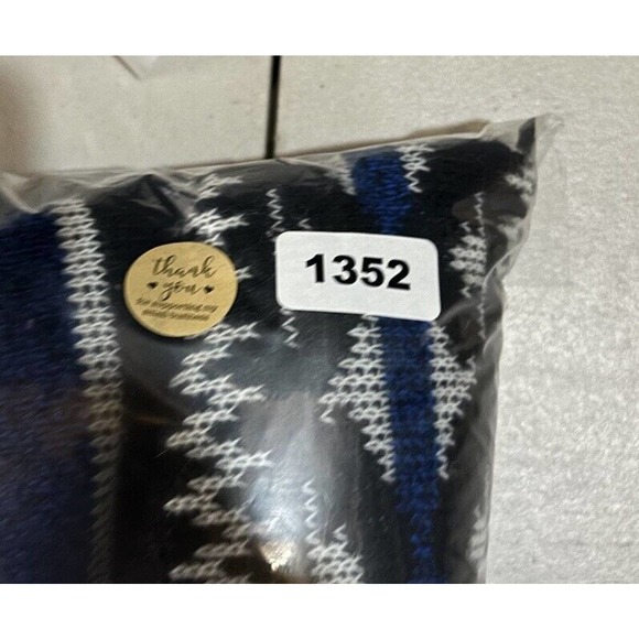 Sweater Graphix Sweater Mens XL Pullover Acrylic Vintage 90s Black Blue - Picture 7 of 7